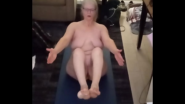 Morning Yoga With Hot Mature Milf&excl;