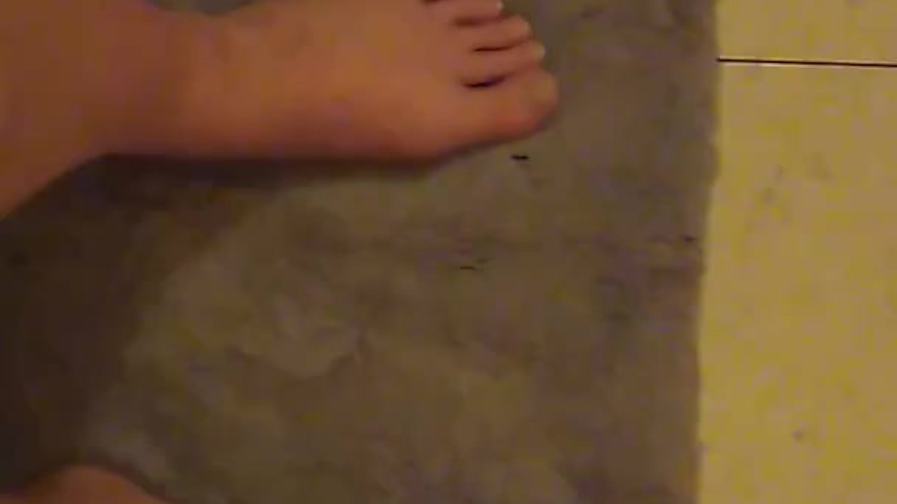 Showing my 12 w feet